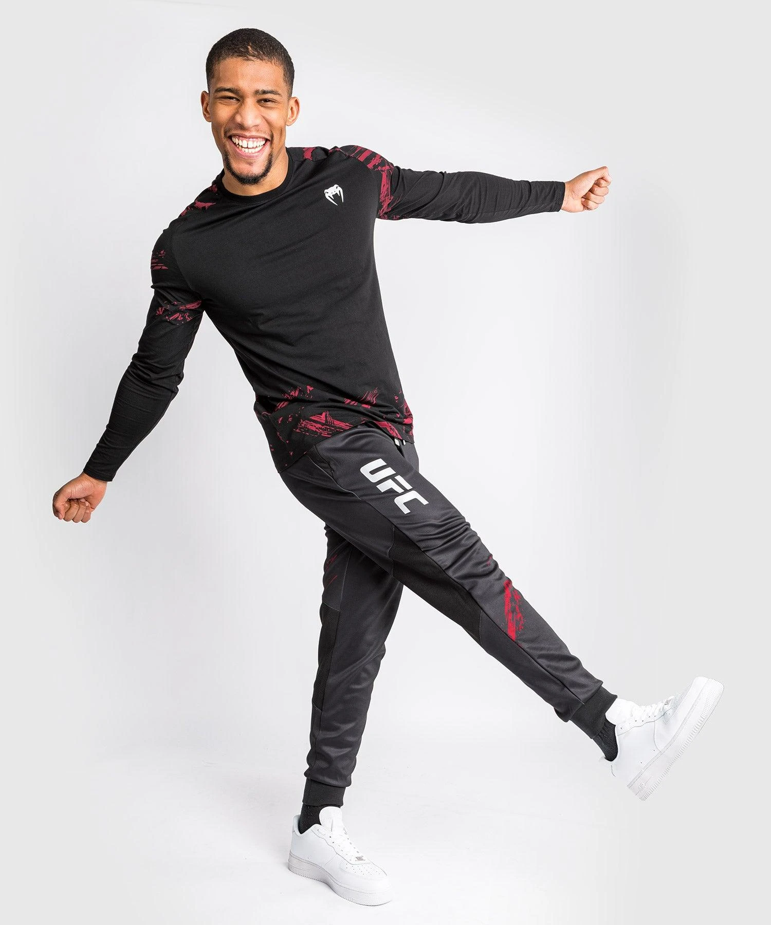 UFC Venum Authentic Fight Week 2.0 Sweatpants - Black/Red - Image 2