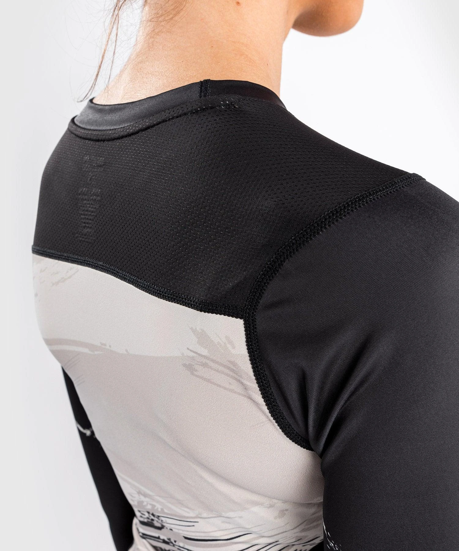 UFC Venum Authentic Fight Week Women's 2.0 Performance Long Sleeve Rashguard - Sand/Black - Image 9