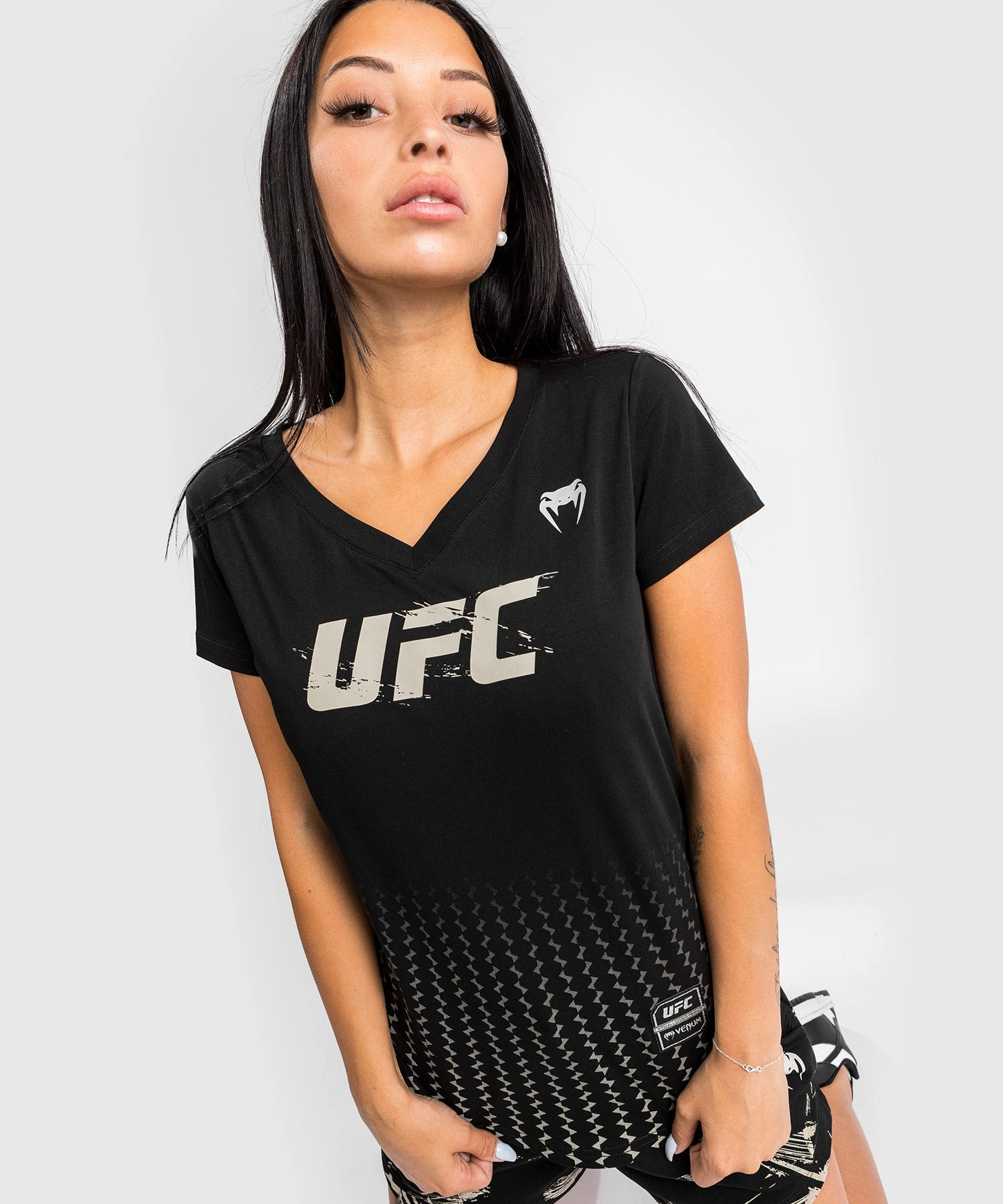 UFC Venum Authentic Fight Week Women's 2.0 Short Sleeve T-Shirt - Black - Image 2