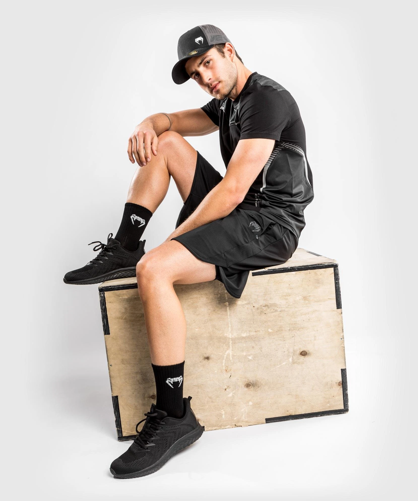 Venum Tempest 2.0 T-shirt - Black/Grey - Image 3