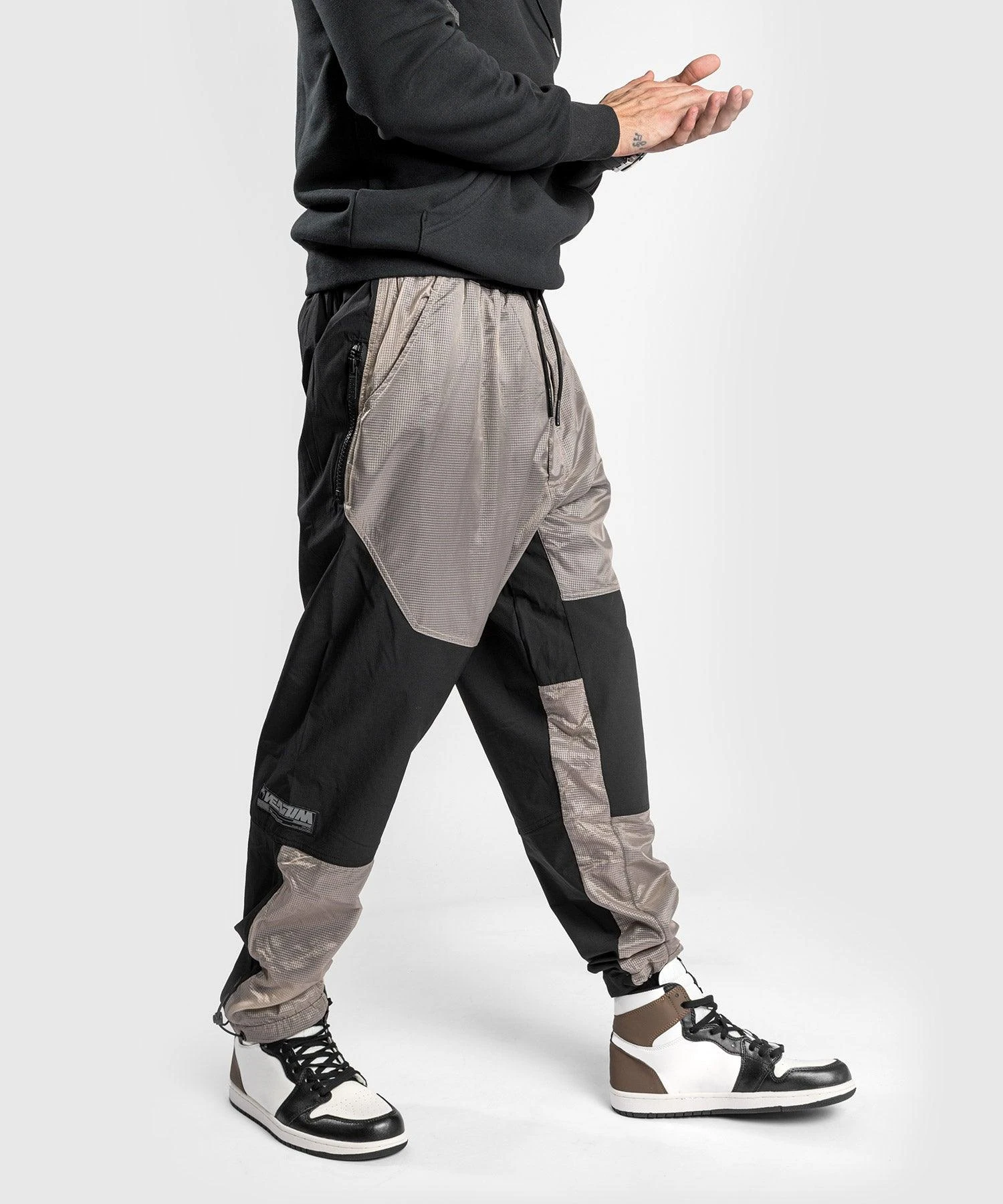 Venum Laser XT Jogger - Oversize - Black/Sand - Image 7