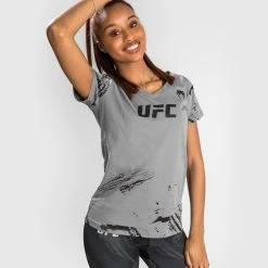 UFC Venum Authentic Fight Week Women's 2.0 Short Sleeve T-Shirt - Grey