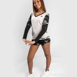 UFC Venum Authentic Fight Week Women's 2.0 Long Sleeve T-Shirt - Sand/Black