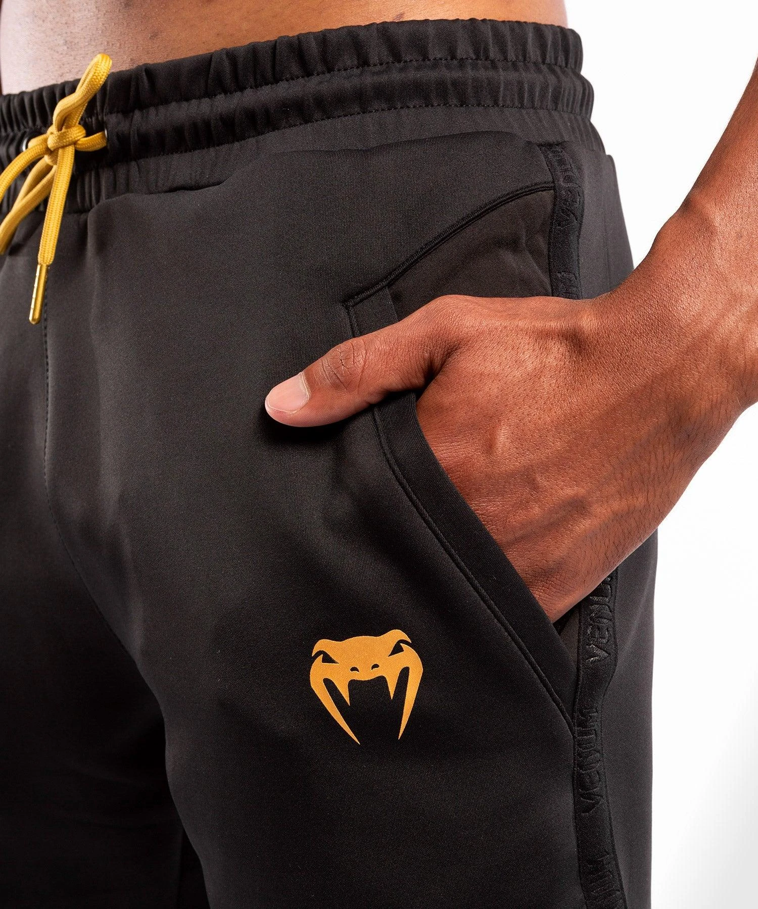 Venum Petrosyan 2.0 Joggers - Black/Gold - Image 6