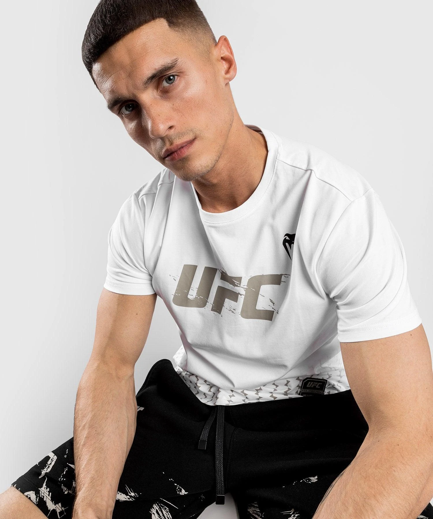 UFC Venum Authentic Fight Week Men's 2.0 Short Sleeve T-Shirt - White - Image 6
