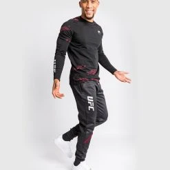 UFC Venum Authentic Fight Week 2.0 Sweatpants - Black/Red