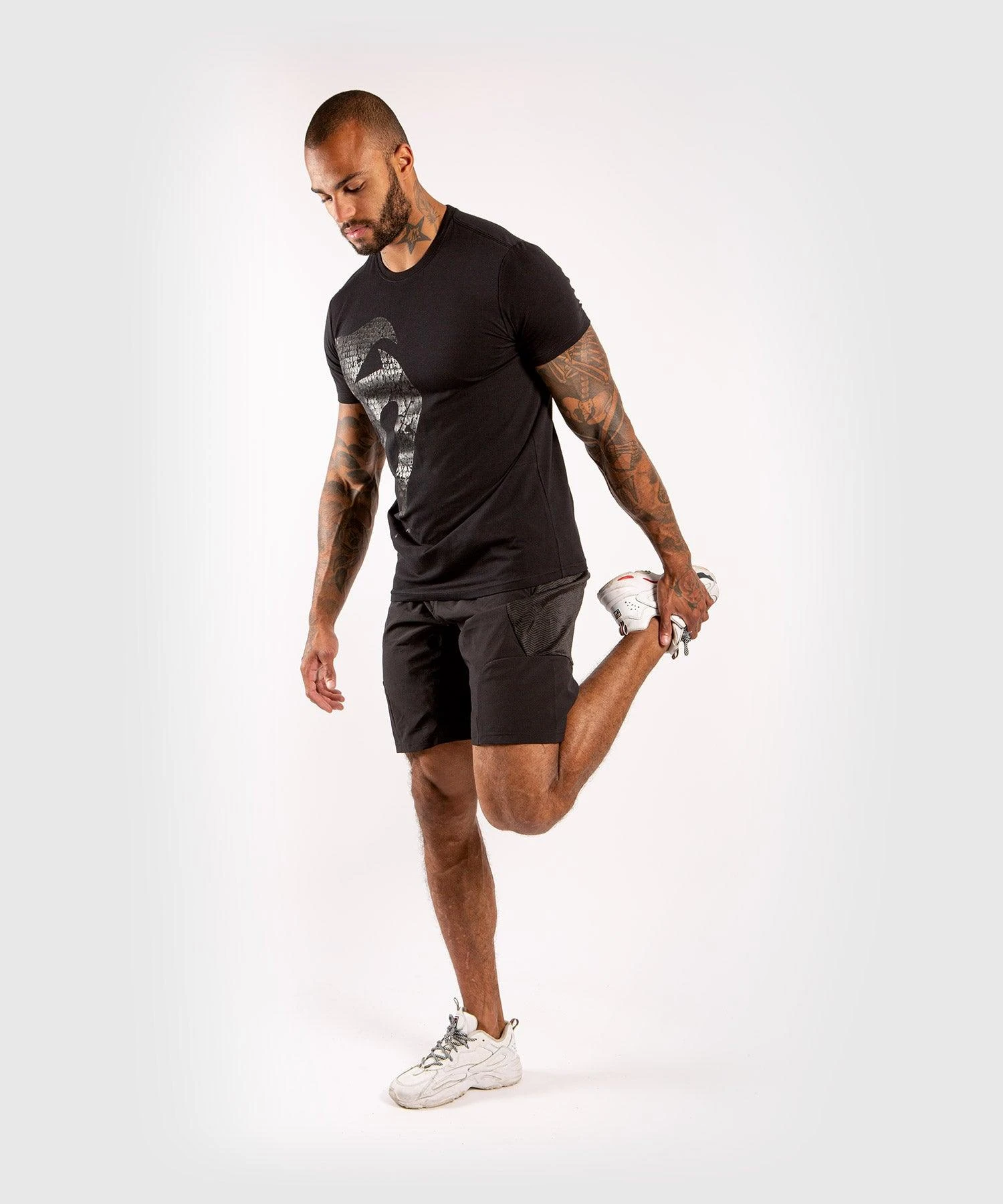 Venum Giant T-shirt - Matte/Black - Image 7