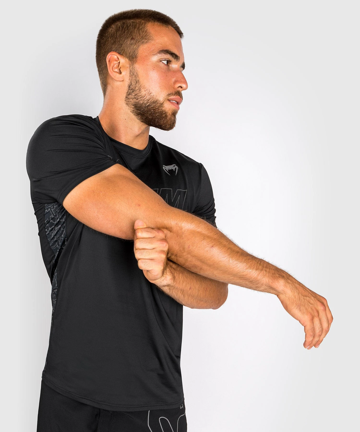 Venum Classic Evo Dry Tech T-Shirt - Black/Black Reflective - Image 3