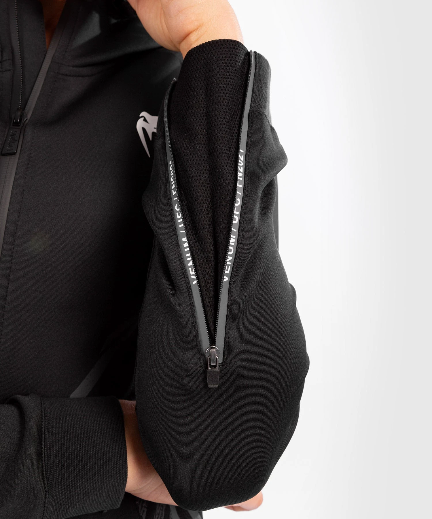 UFC Venum Authentic Fight Night Women's Walkout Hoodie - Black - Image 7