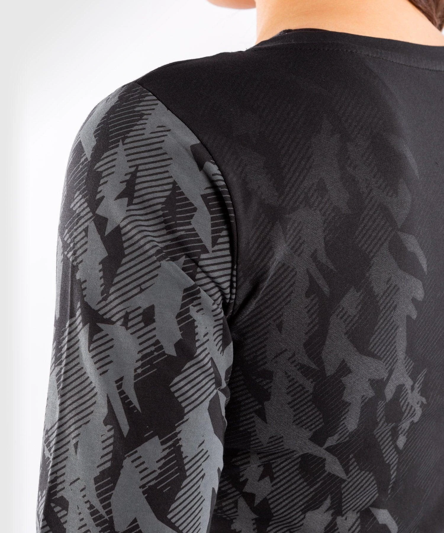 UFC Venum Authentic Fight Week Women's Long Sleeve T-shirt - Black - Image 6