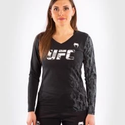 UFC Venum Authentic Fight Week Women's Long Sleeve T-shirt - Black