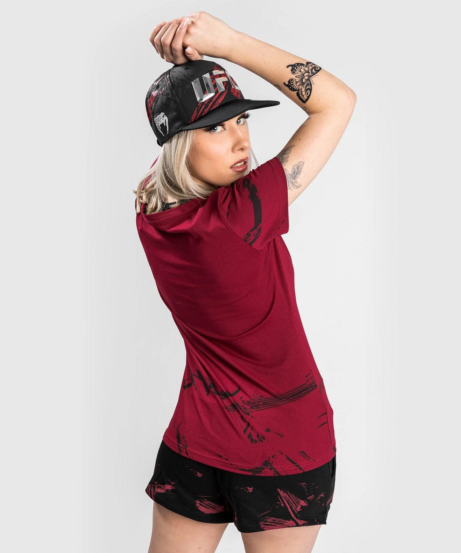 UFC Venum Authentic Fight Week Women's 2.0 Short Sleeve T-Shirt - Red - Image 6